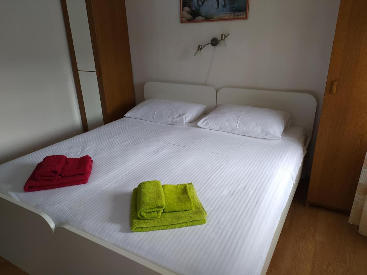 Rooms Mario Cres Exterior photo
