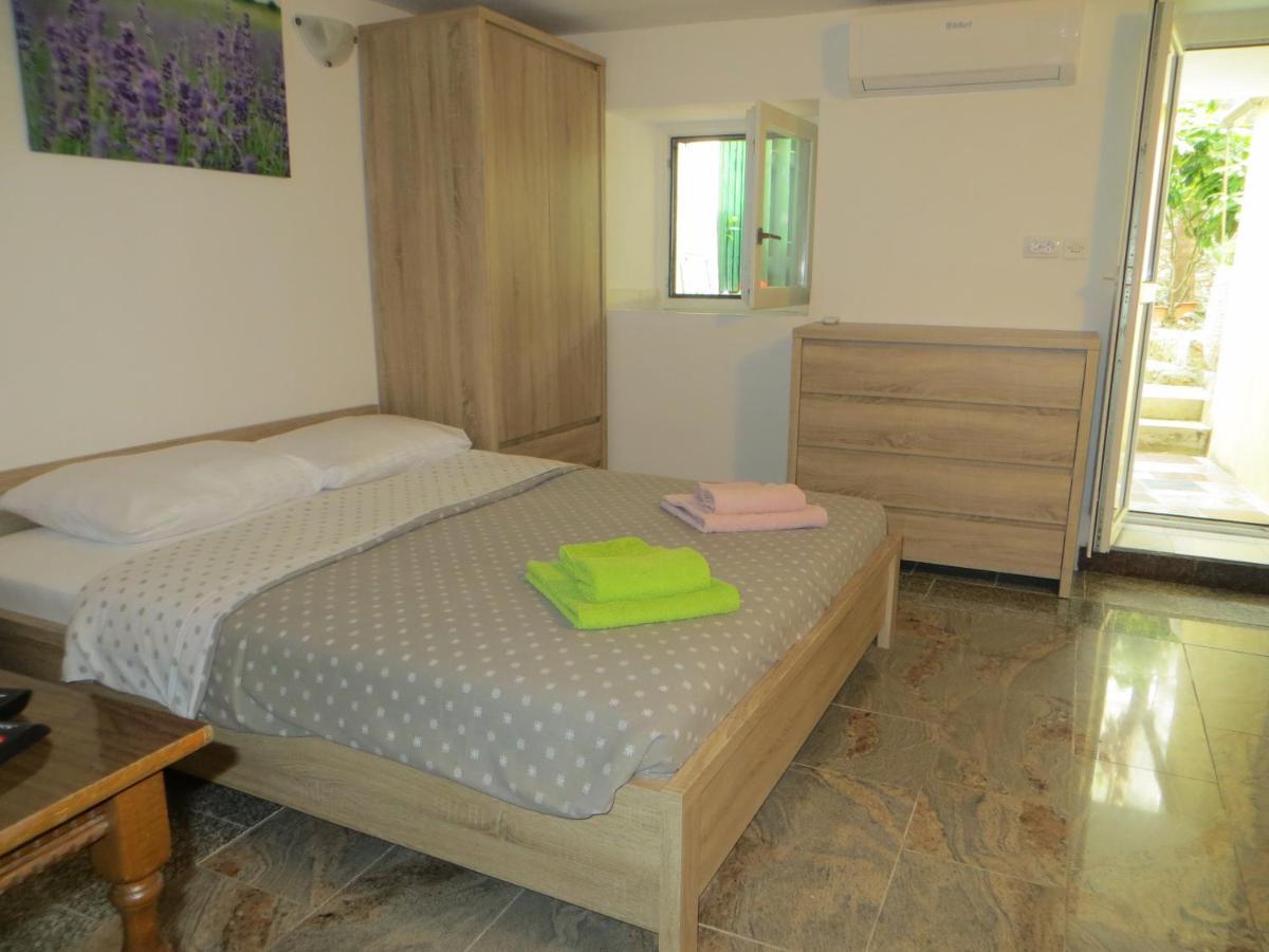 Rooms Mario Cres Exterior photo