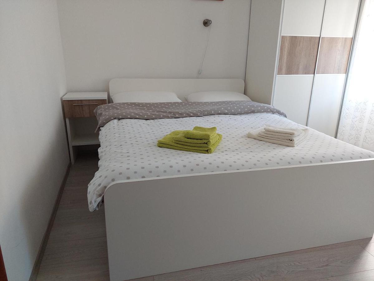 Rooms Mario Cres Exterior photo