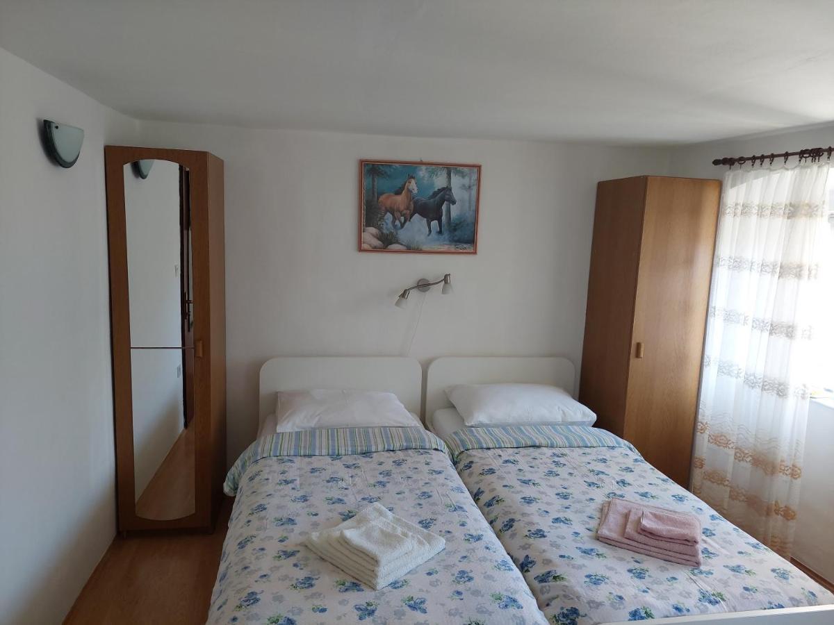 Rooms Mario Cres Exterior photo